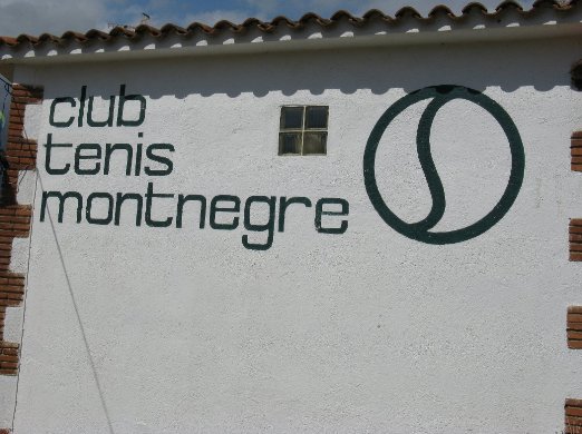 Escuela_de_padel_para_niños_en_el_Club_de_tenis_Montnegre_de_Sant_Celoni
